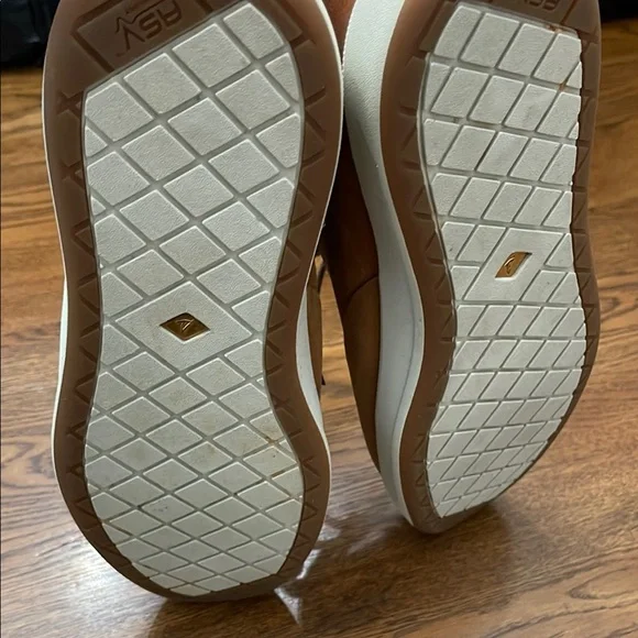 Sperry Brown Leather Boat Shoes with Cushioned Soles - Picture 6 of 7